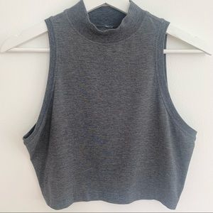 3/$25 LULULEMON Cropped Mockneck - Size 6
